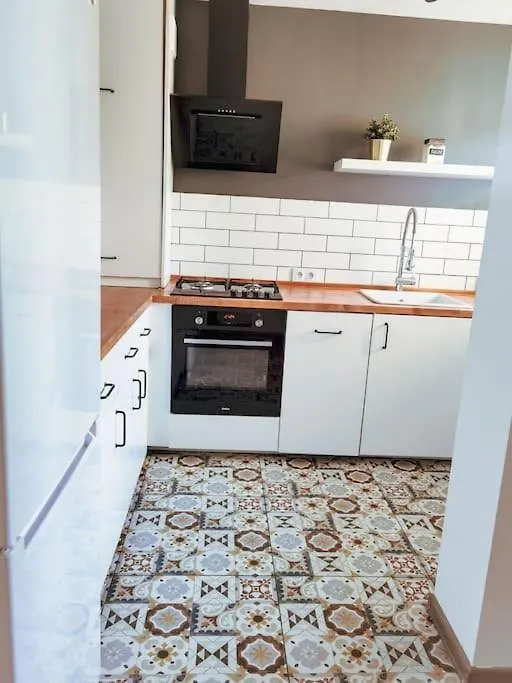 Pozytywne M55 Lägenhet Poznań